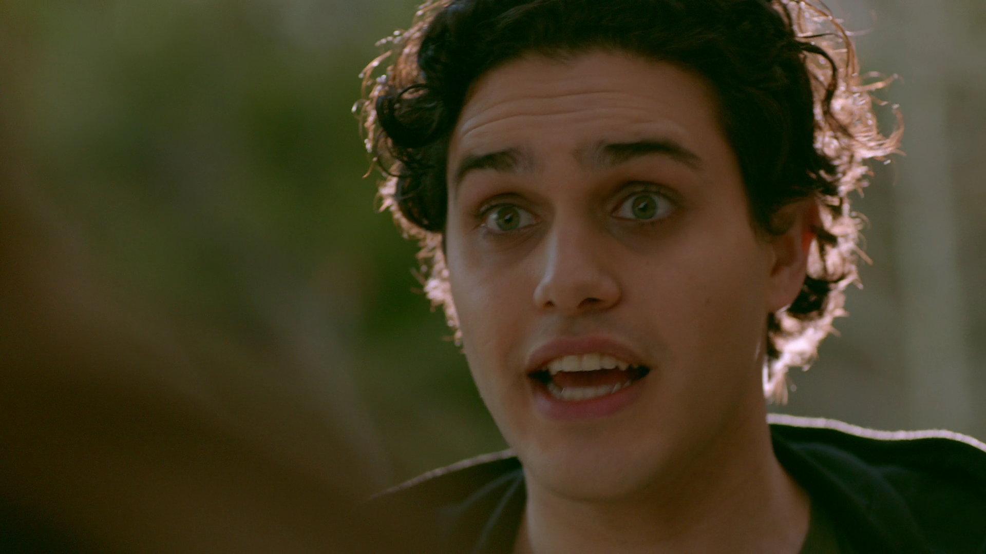 VampireDiariesWorld-dot-nl_Legacies1x15IllTellYouAStory01174.jpg