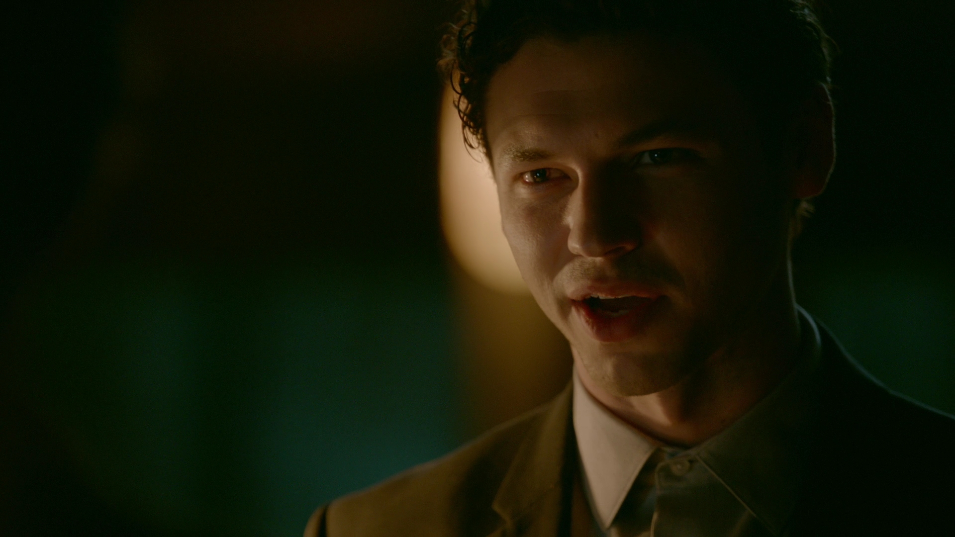 VampireDiariesWorld-dot-nl_Legacies1x15IllTellYouAStory01203.jpg