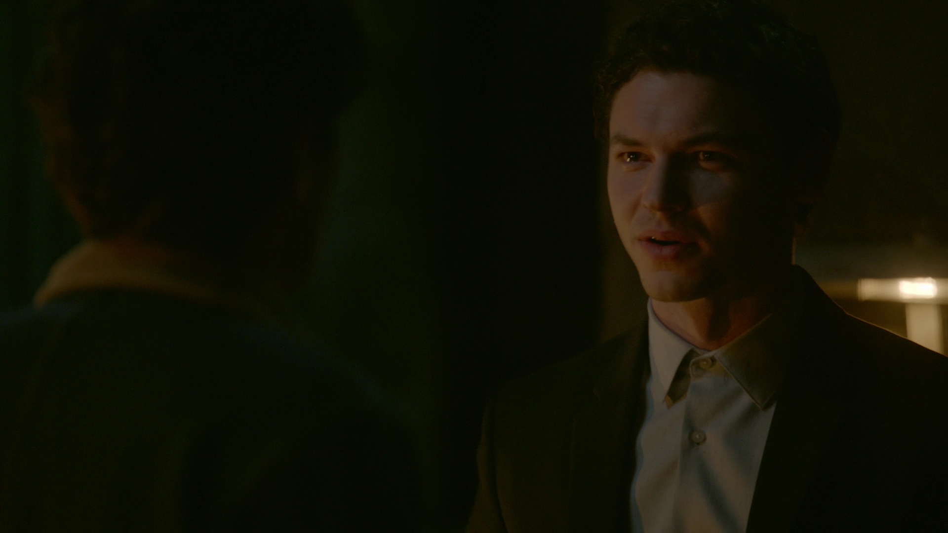 VampireDiariesWorld-dot-nl_Legacies1x15IllTellYouAStory01289.jpg