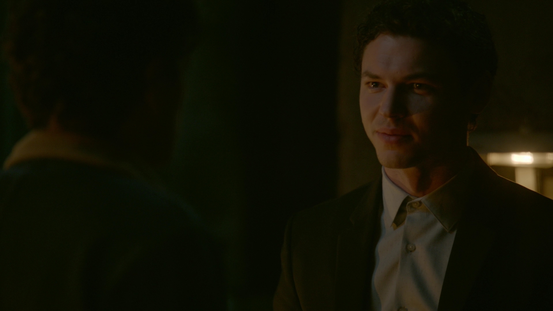 VampireDiariesWorld-dot-nl_Legacies1x15IllTellYouAStory01291.jpg
