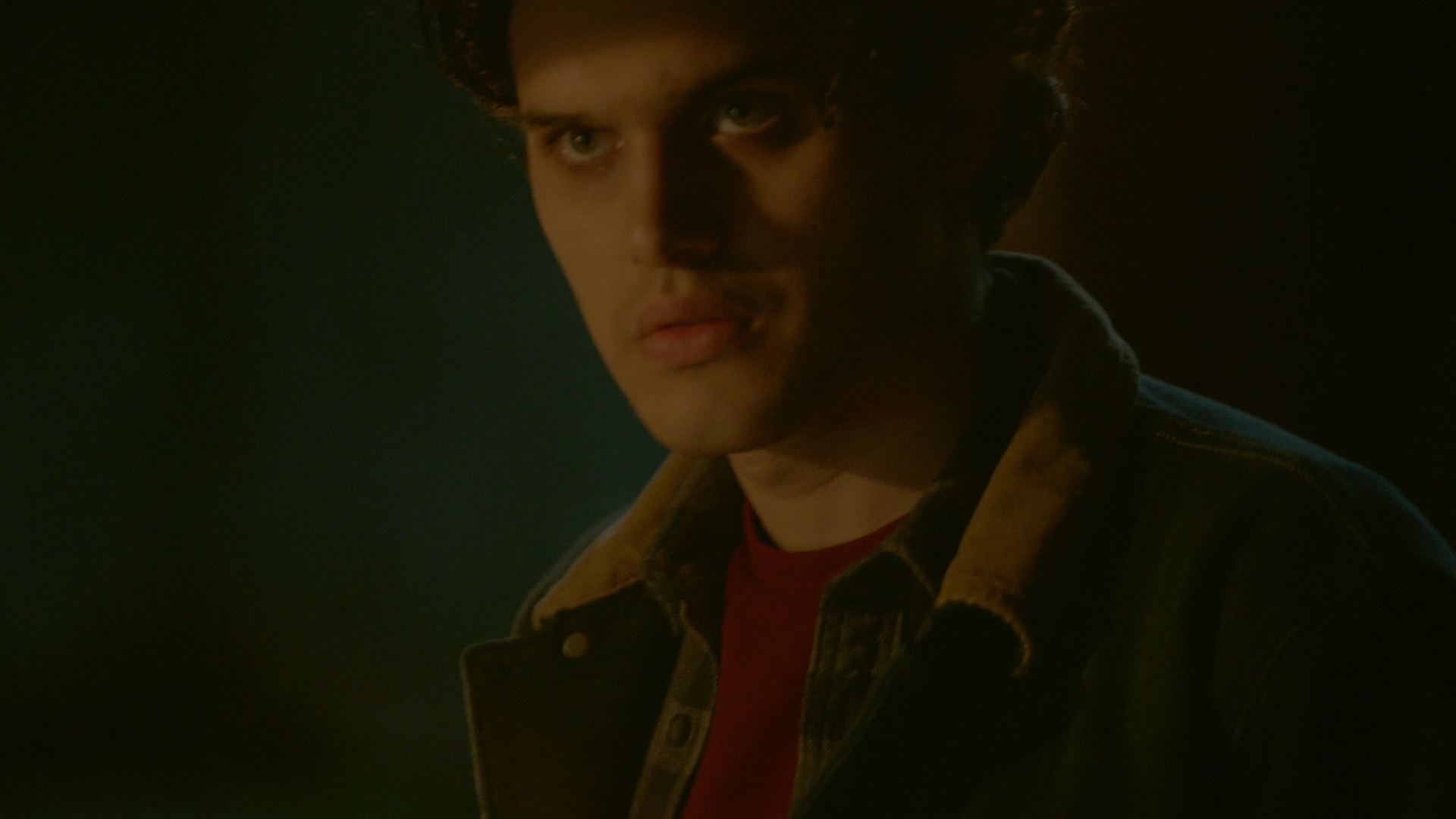 VampireDiariesWorld-dot-nl_Legacies1x15IllTellYouAStory01321.jpg