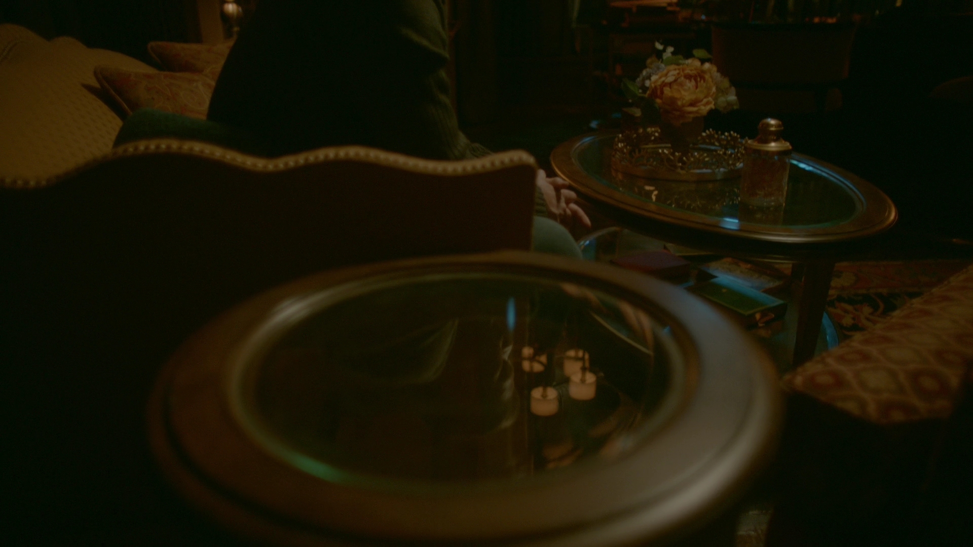 VampireDiariesWorld-dot-nl_Legacies1x15IllTellYouAStory01331.jpg