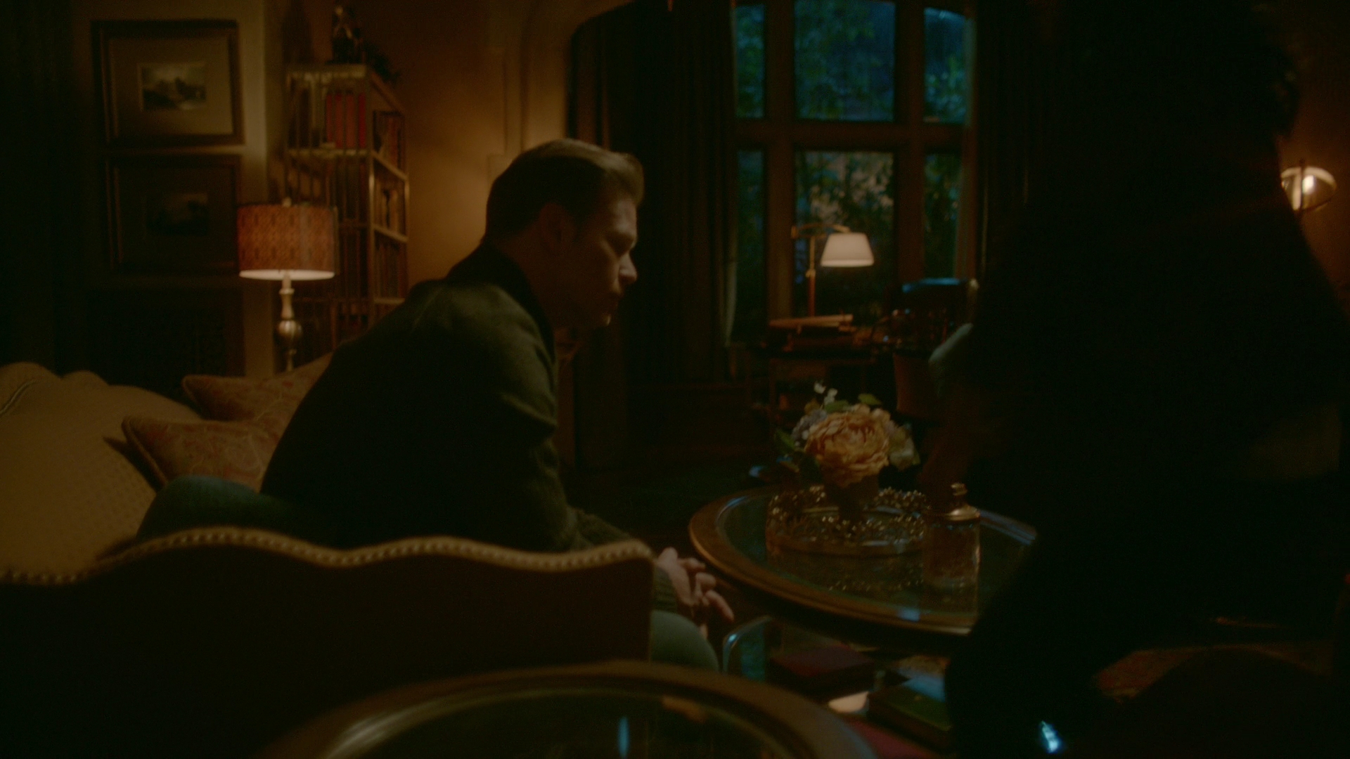 VampireDiariesWorld-dot-nl_Legacies1x15IllTellYouAStory01333.jpg