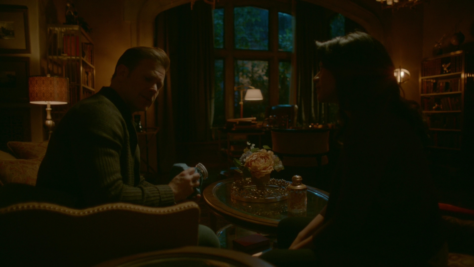 VampireDiariesWorld-dot-nl_Legacies1x15IllTellYouAStory01337.jpg