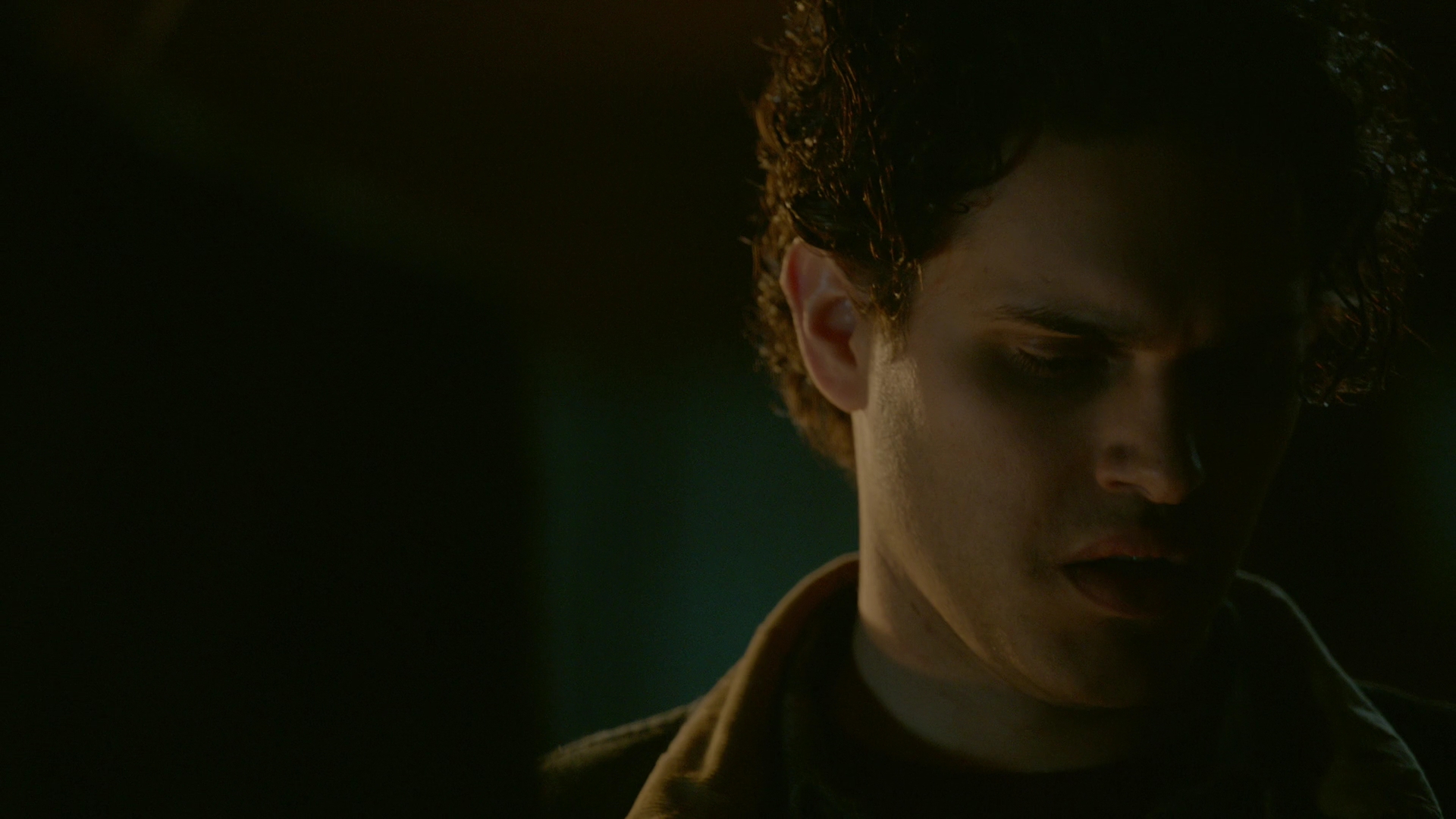 VampireDiariesWorld-dot-nl_Legacies1x15IllTellYouAStory01531.jpg