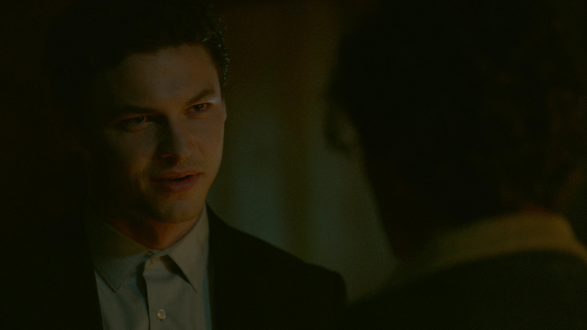VampireDiariesWorld-dot-nl_Legacies1x15IllTellYouAStory01643.jpg