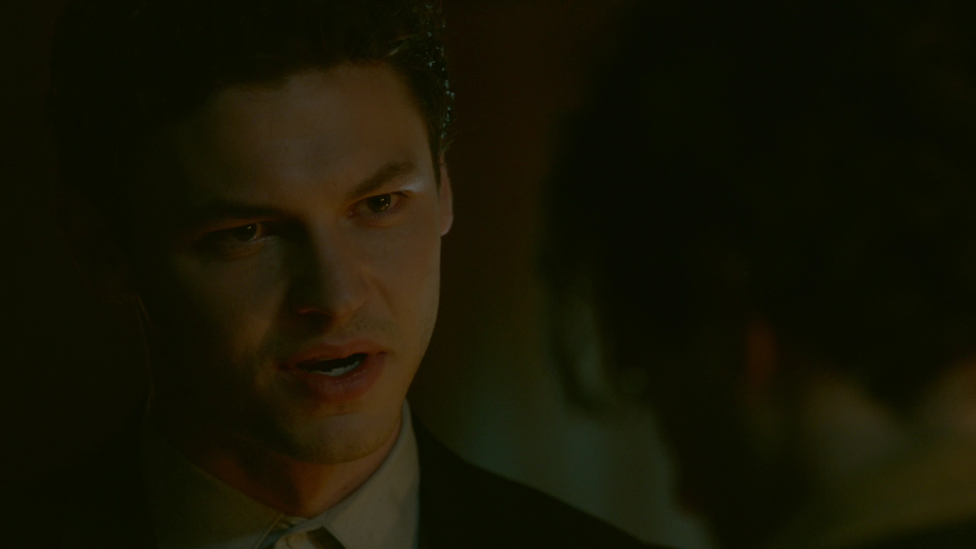 VampireDiariesWorld-dot-nl_Legacies1x15IllTellYouAStory01651.jpg