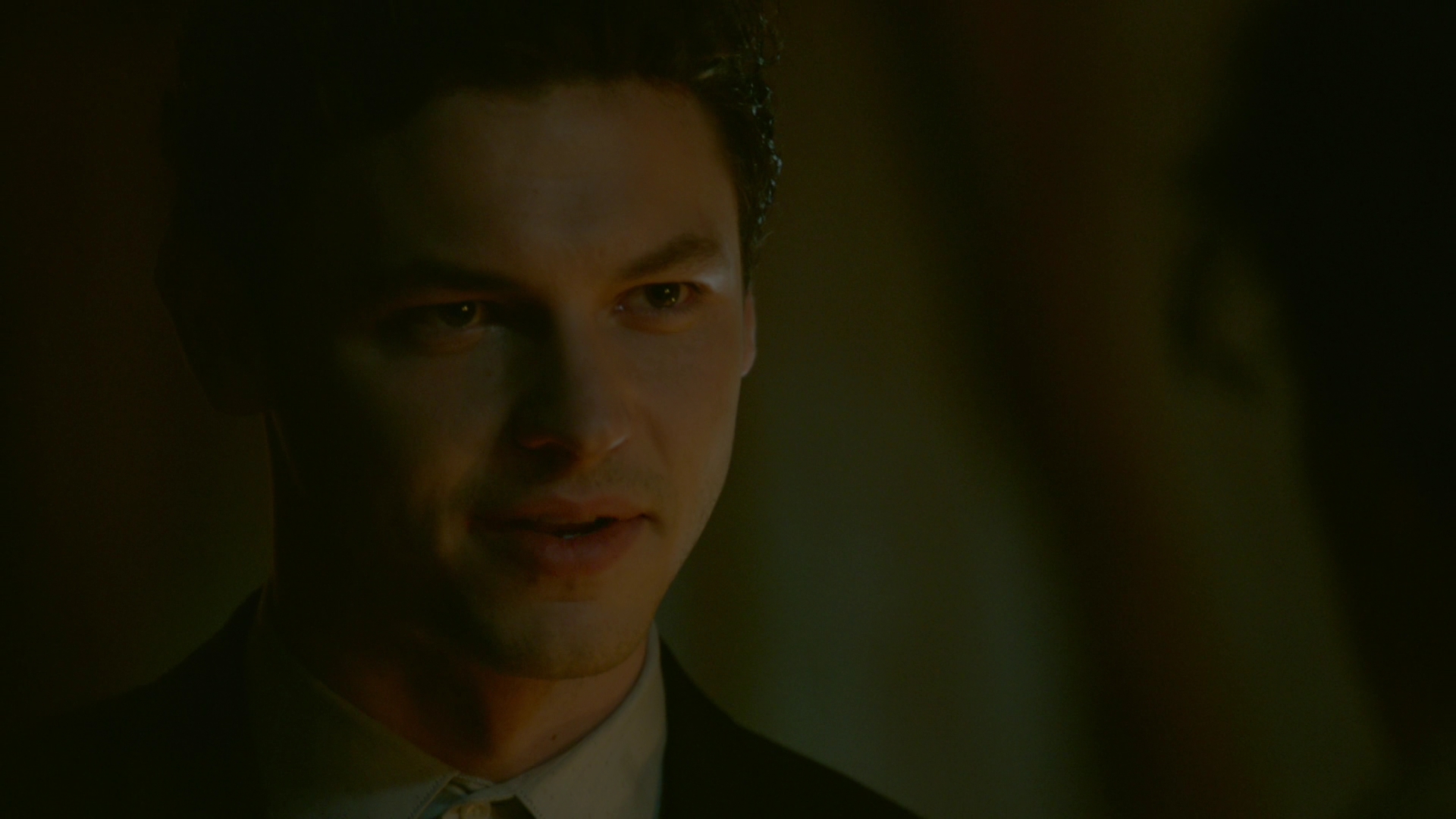 VampireDiariesWorld-dot-nl_Legacies1x15IllTellYouAStory01655.jpg
