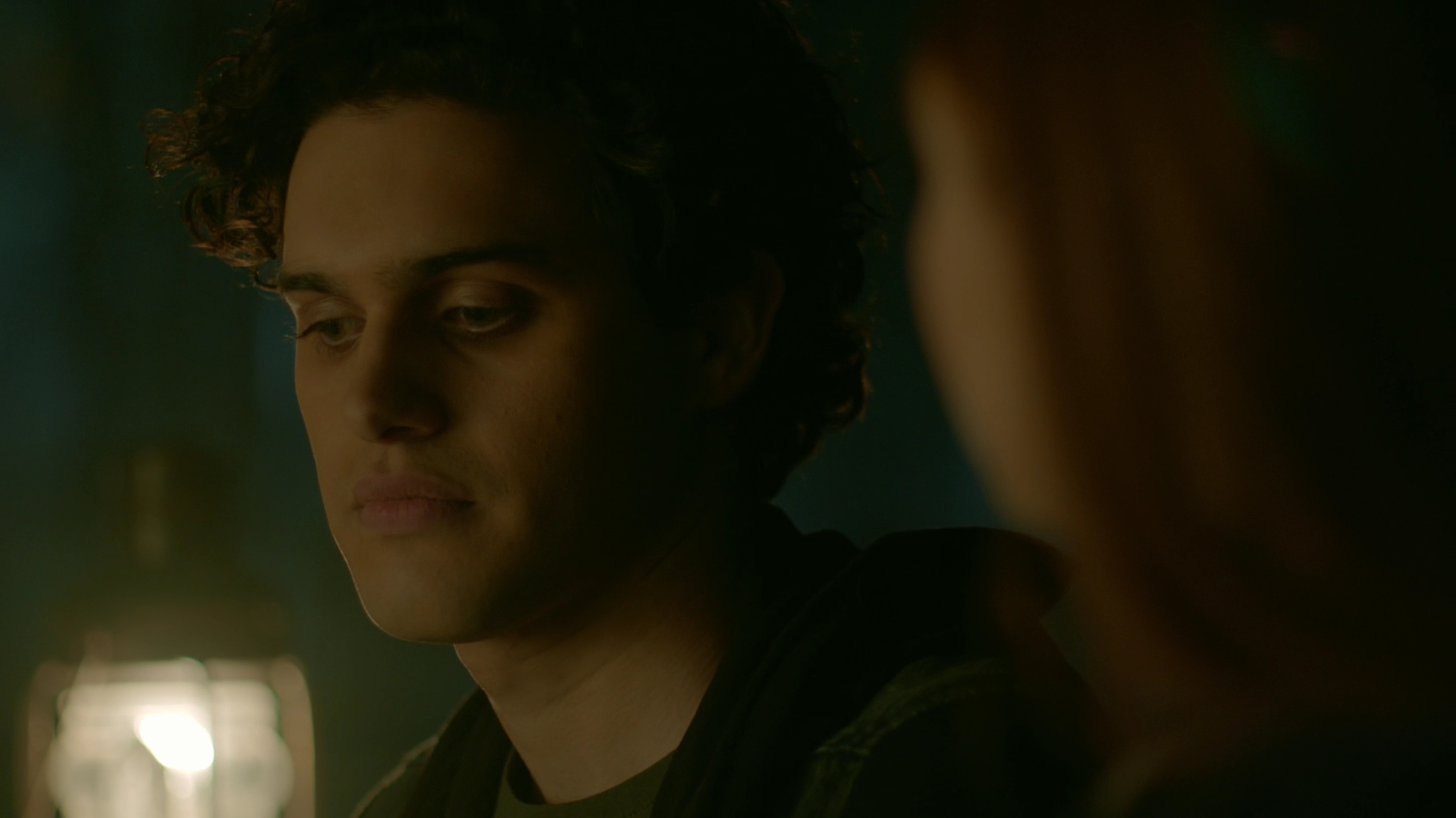 VampireDiariesWorld-dot-nl_Legacies1x15IllTellYouAStory01732.jpg
