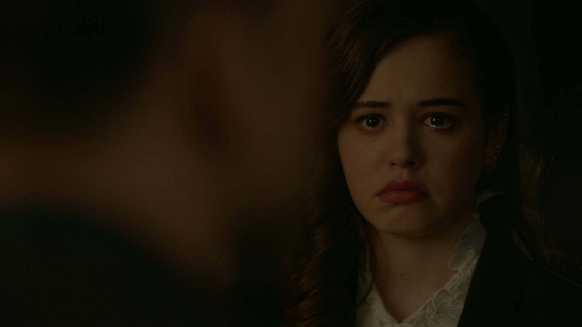 VampireDiariesWorld-dot-nl_Legacies1x15IllTellYouAStory01834.jpg