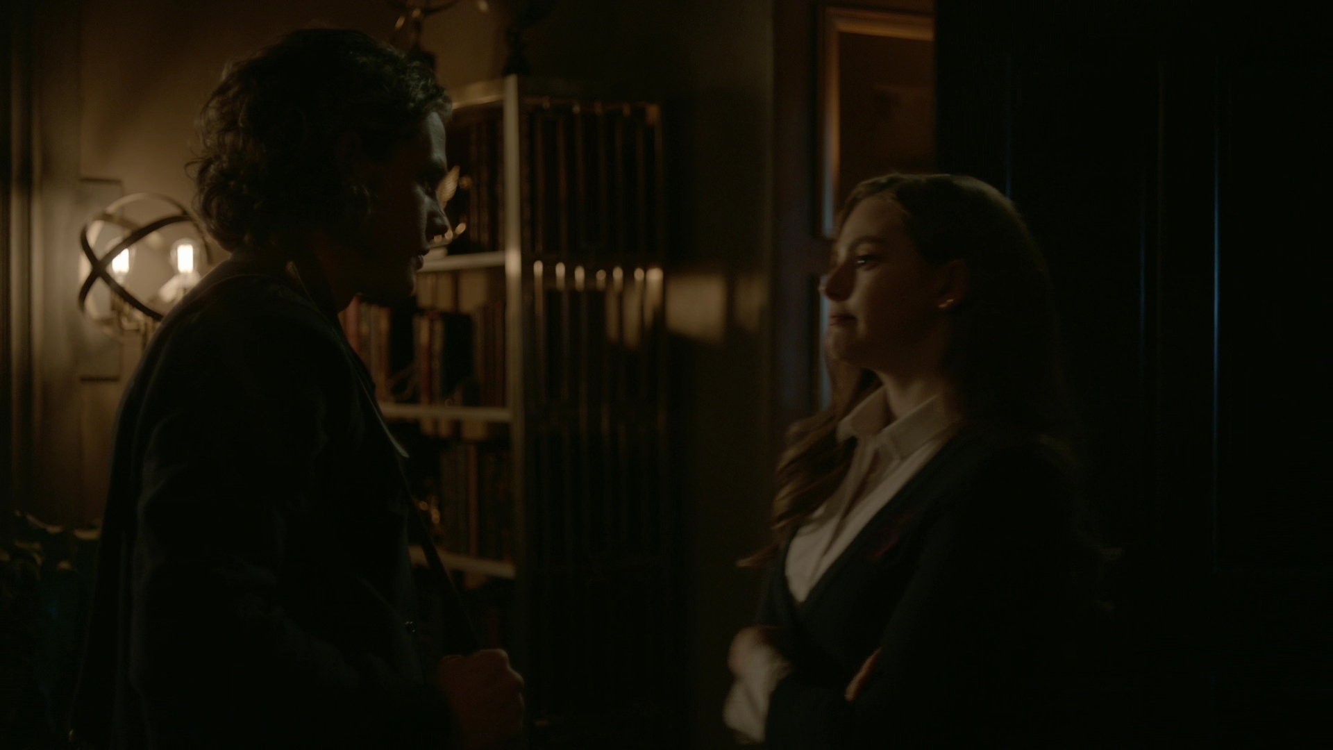 VampireDiariesWorld-dot-nl_Legacies1x15IllTellYouAStory02032.jpg