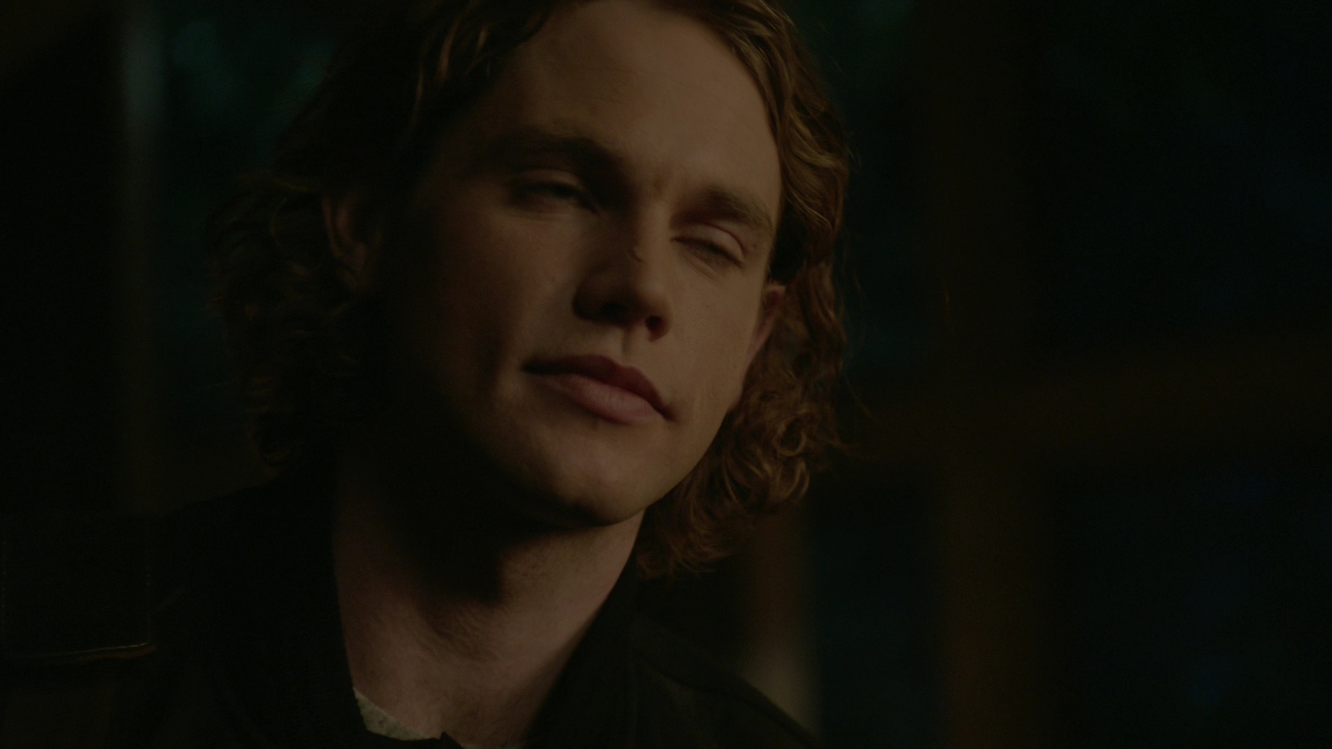 VampireDiariesWorld-dot-nl_Legacies1x15IllTellYouAStory02036.jpg