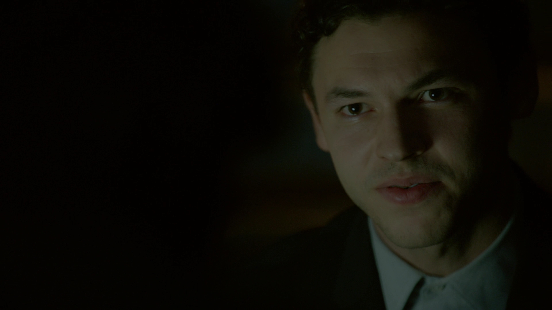 VampireDiariesWorld-dot-nl_Legacies1x15IllTellYouAStory02130.jpg