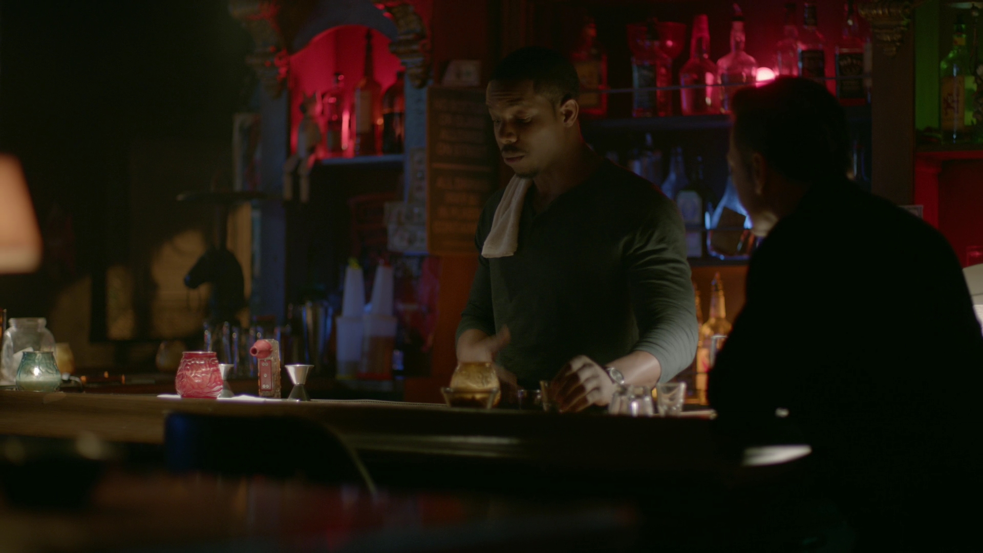 VampireDiariesWorld-dot-nl_Legacies1x15IllTellYouAStory02268.jpg