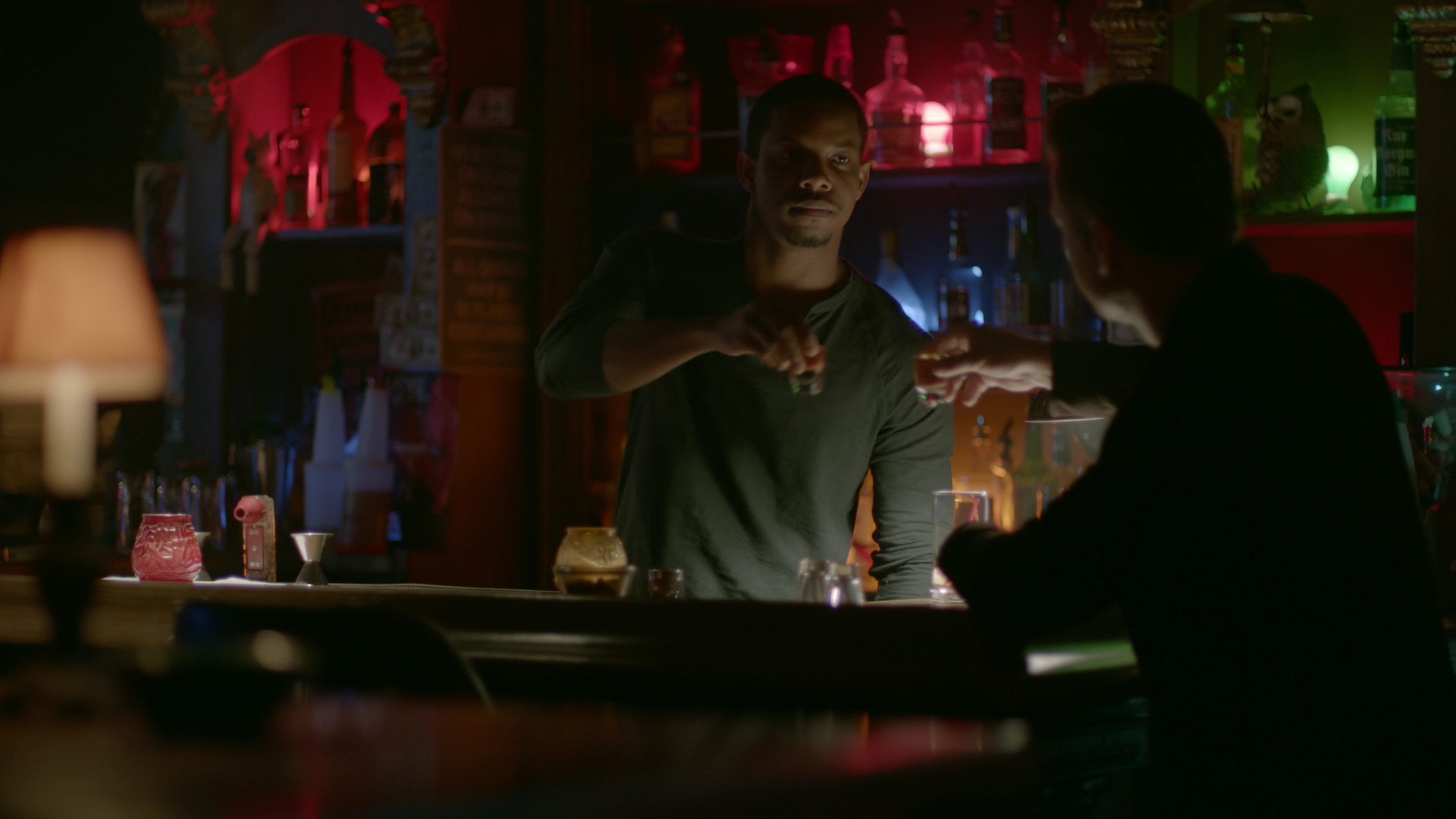 VampireDiariesWorld-dot-nl_Legacies1x15IllTellYouAStory02290.jpg