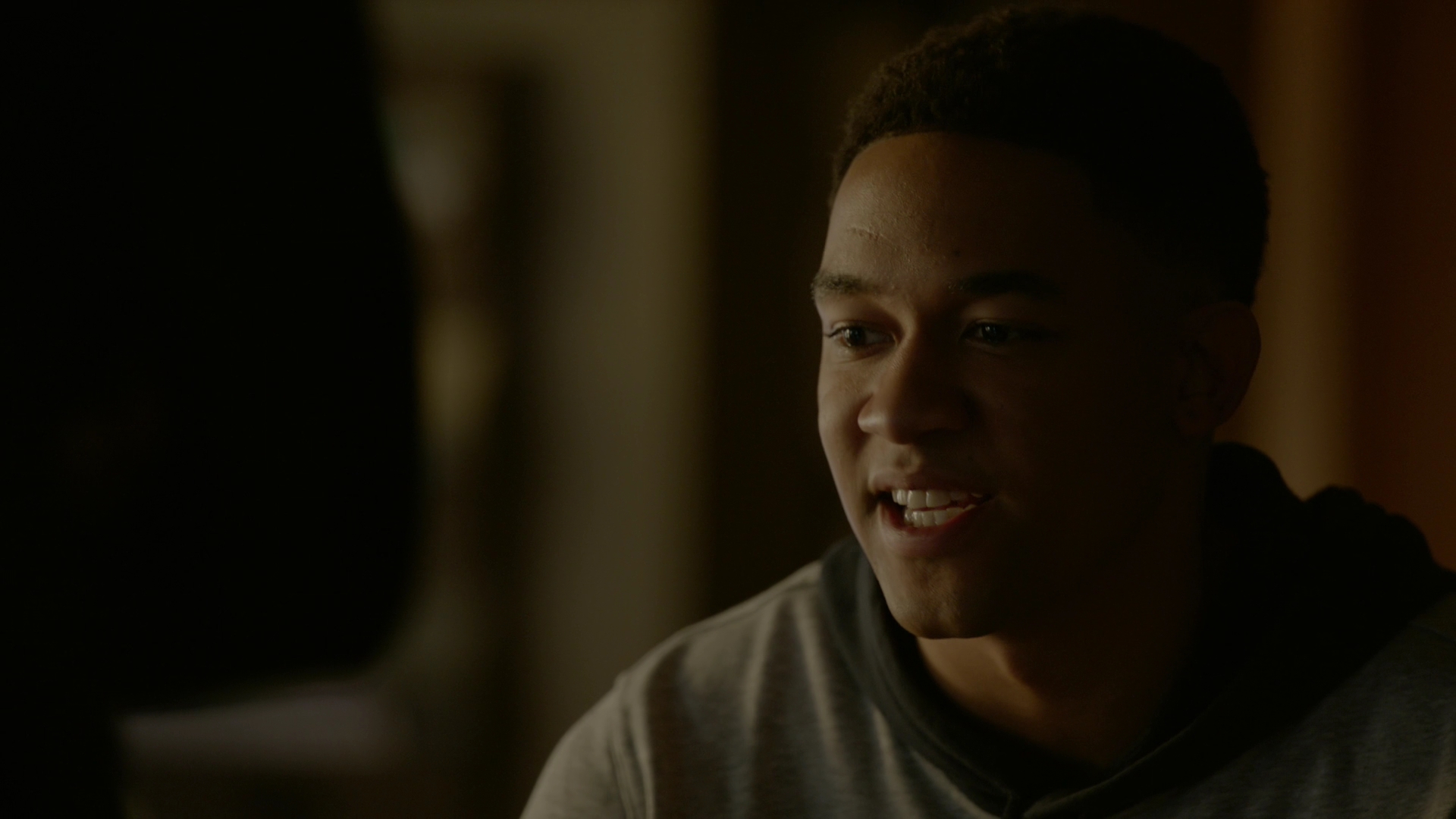 VampireDiariesWorld-dot-nl_Legacies1x15IllTellYouAStory02342.jpg