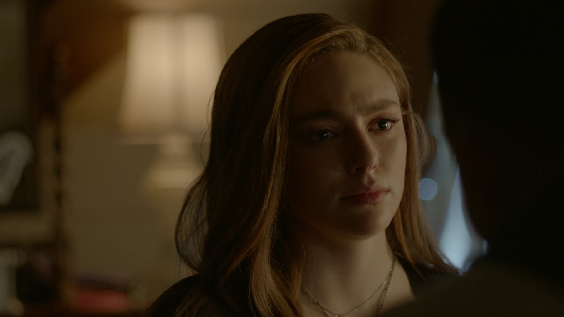 VampireDiariesWorld-dot-nl_Legacies1x15IllTellYouAStory02367.jpg