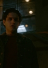 VampireDiariesWorld-dot-nl_Legacies1x15IllTellYouAStory01269.jpg