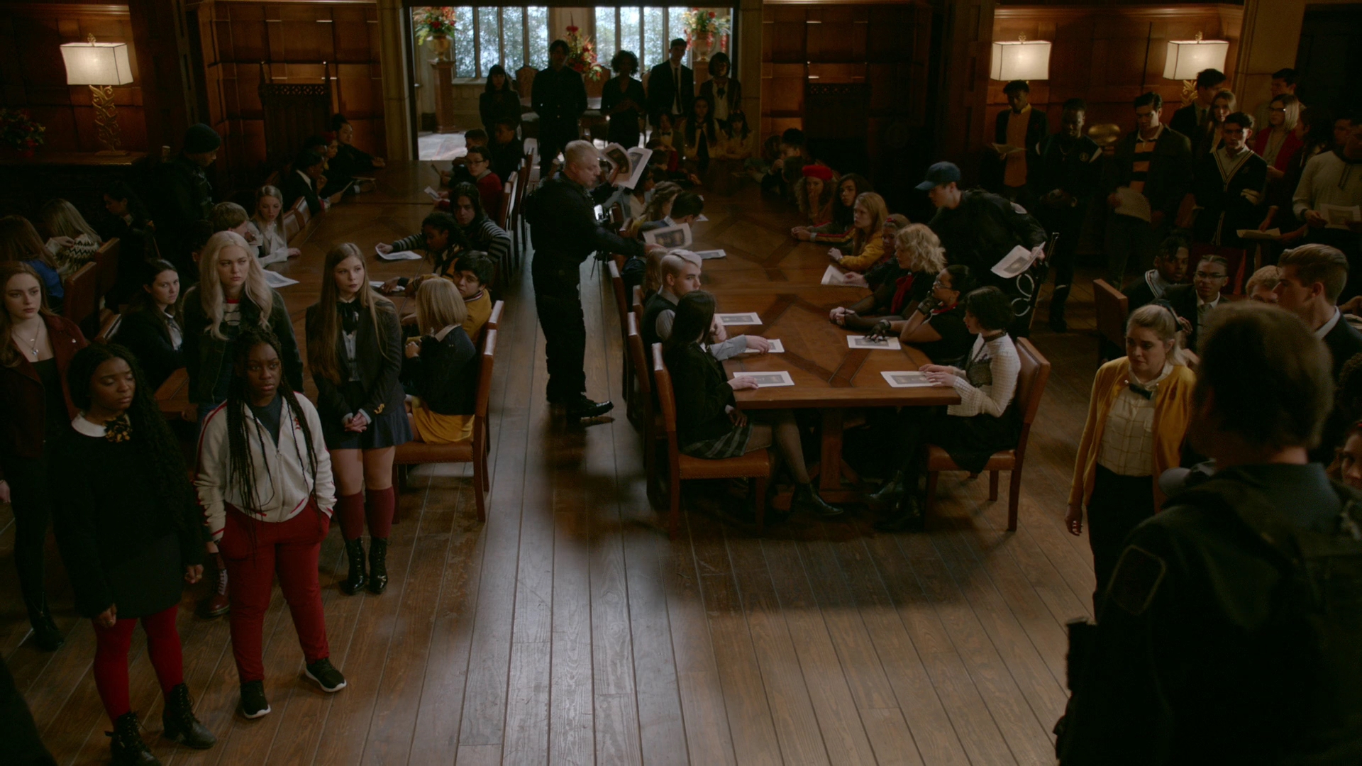 VampireDiariesWorld-dot-nl_Legacies1x16TheresAlwaysALoophole00138.jpg