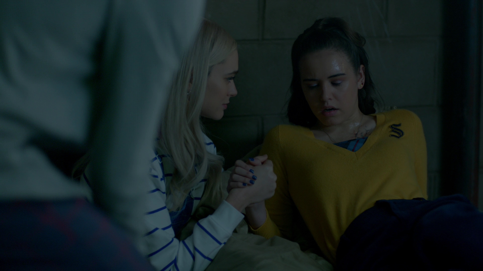 VampireDiariesWorld-dot-nl_Legacies1x16TheresAlwaysALoophole00652.jpg