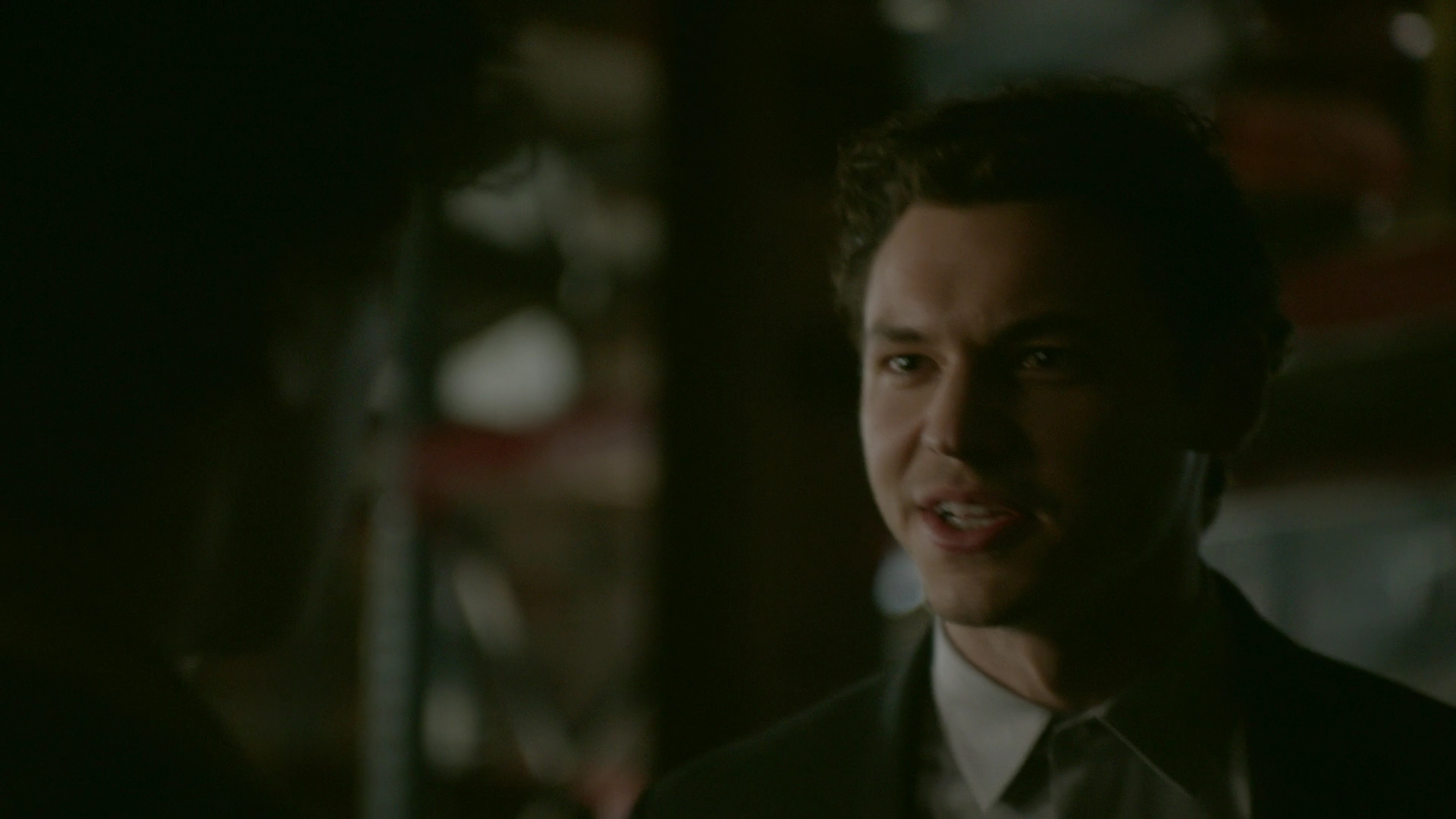 VampireDiariesWorld-dot-nl_Legacies1x16TheresAlwaysALoophole00803.jpg