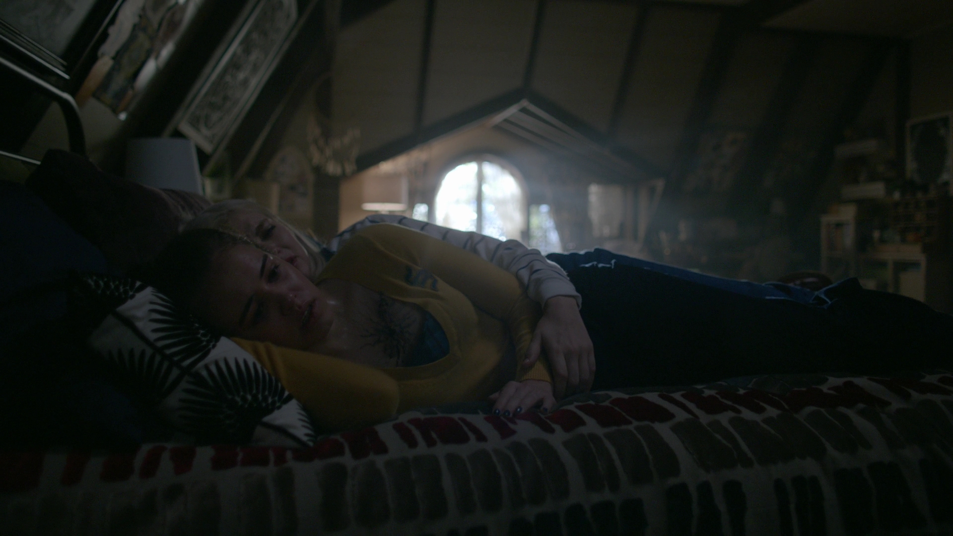 VampireDiariesWorld-dot-nl_Legacies1x16TheresAlwaysALoophole01291.jpg VampireDiariesWorld-dot-nl_Legacies1x16TheresAlwaysALoophole01291.jpg