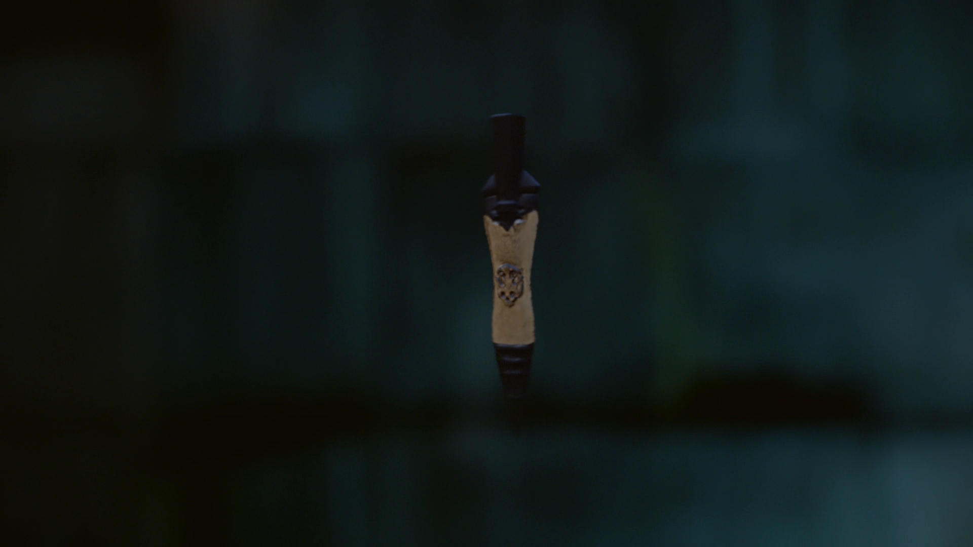 VampireDiariesWorld-dot-nl_Legacies1x16TheresAlwaysALoophole01472.jpg VampireDiariesWorld-dot-nl_Legacies1x16TheresAlwaysALoophole01472.jpg