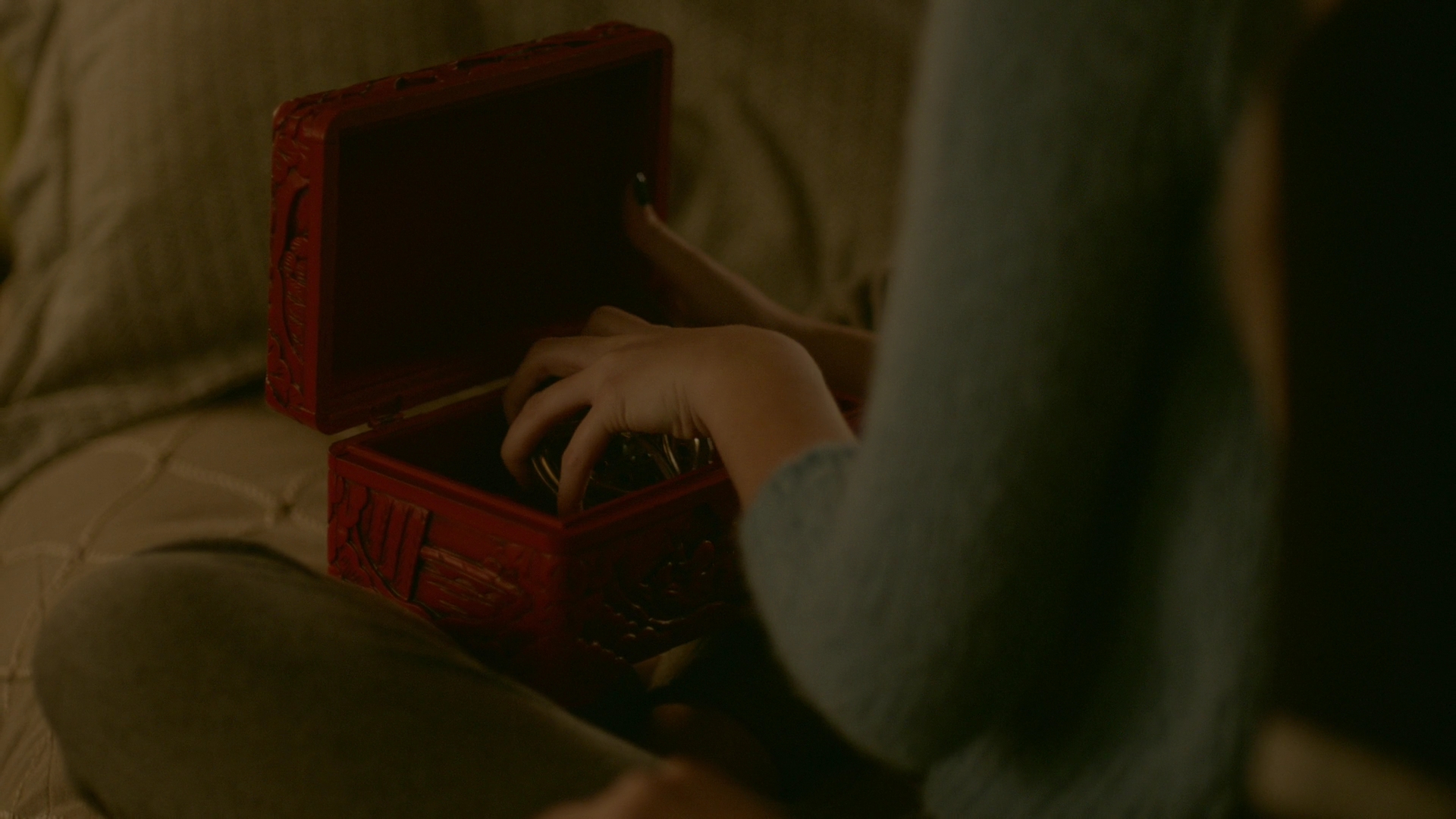 VampireDiariesWorld-dot-nl_Legacies1x16TheresAlwaysALoophole01534.jpg VampireDiariesWorld-dot-nl_Legacies1x16TheresAlwaysALoophole01534.jpg