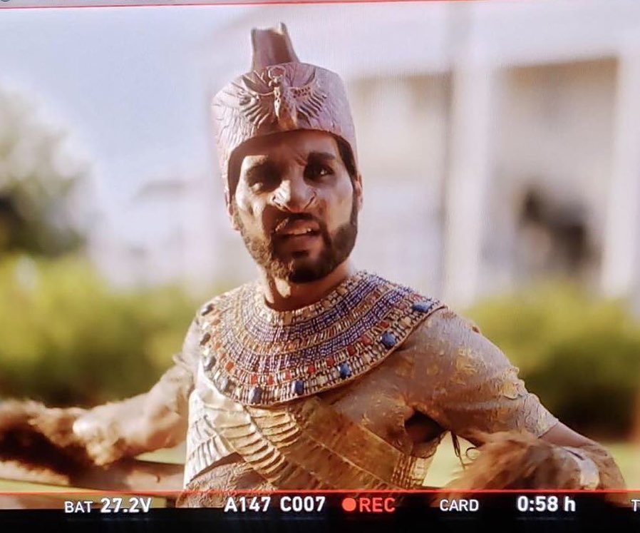 2x07-003.jpg