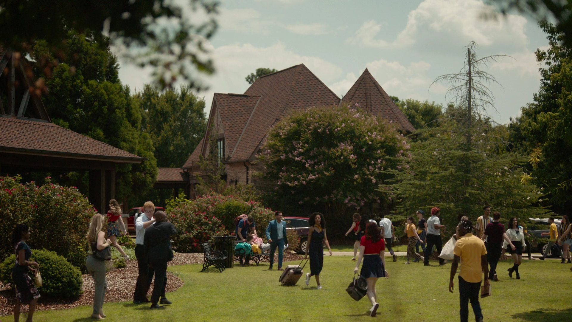 vampirediariesworld-dot-nl_Legacies2x01-IllNeverGiveUpHope00006.jpg