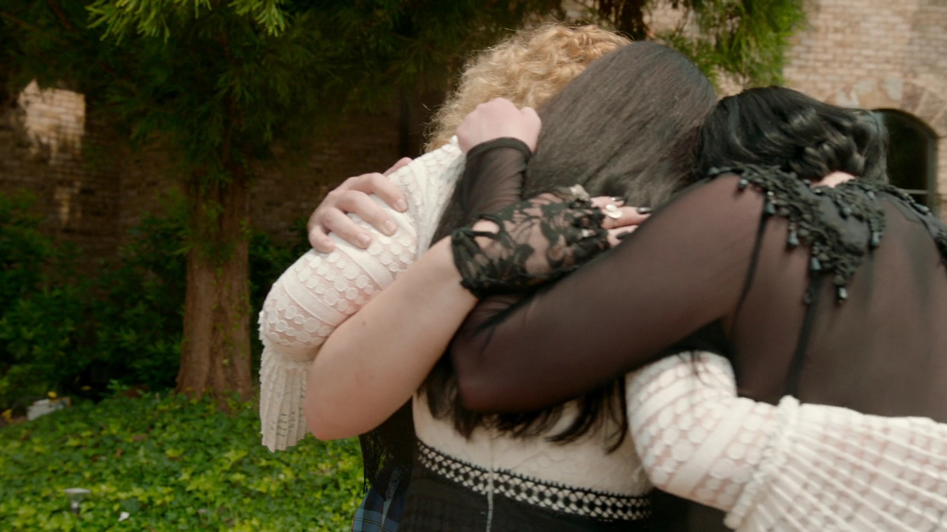 vampirediariesworld-dot-nl_Legacies2x01-IllNeverGiveUpHope00019.jpg vampirediariesworld-dot-nl_Legacies2x01-IllNeverGiveUpHope00019.jpg