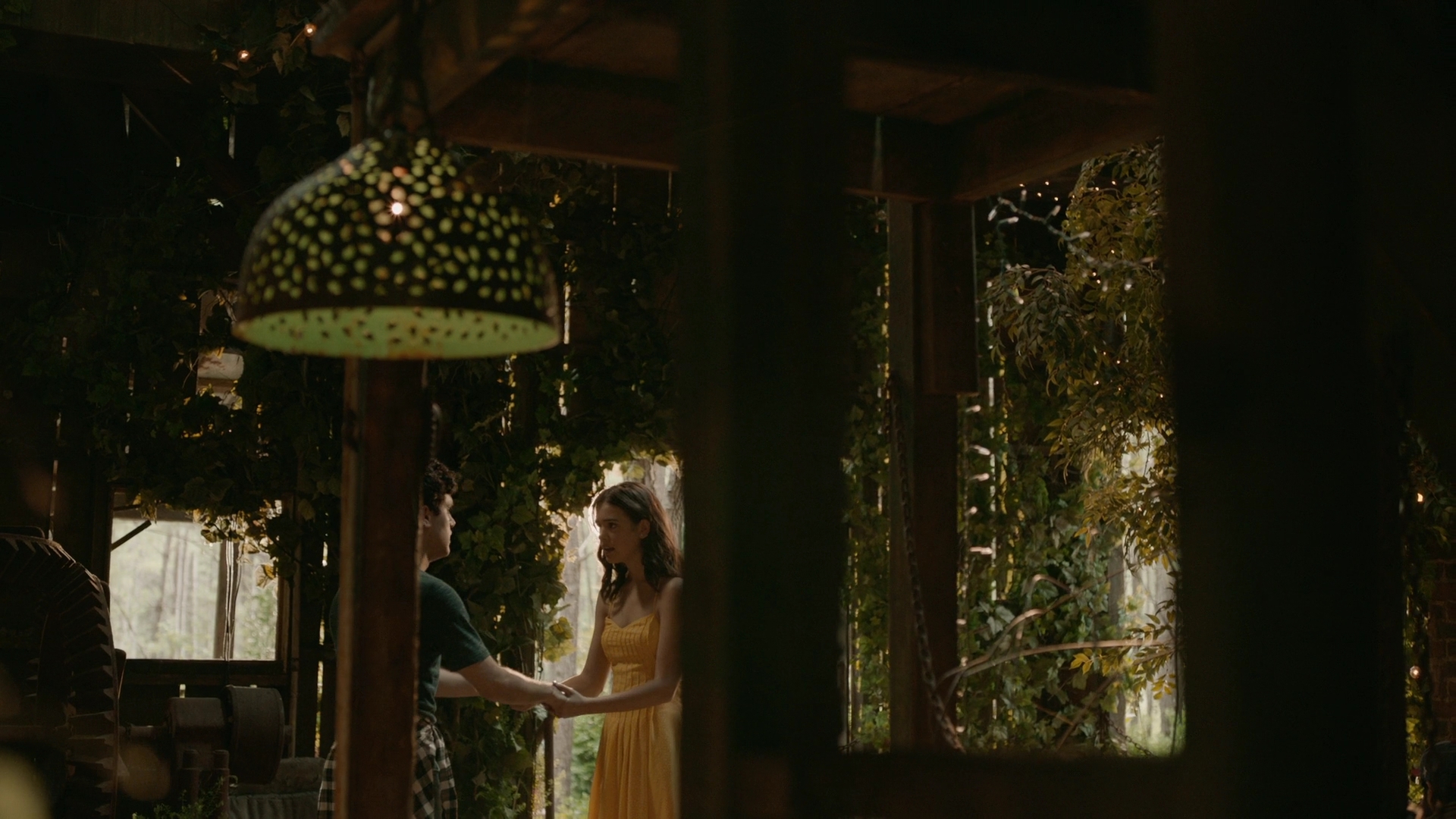vampirediariesworld-dot-nl_Legacies2x01-IllNeverGiveUpHope01492.jpg vampirediariesworld-dot-nl_Legacies2x01-IllNeverGiveUpHope01492.jpg