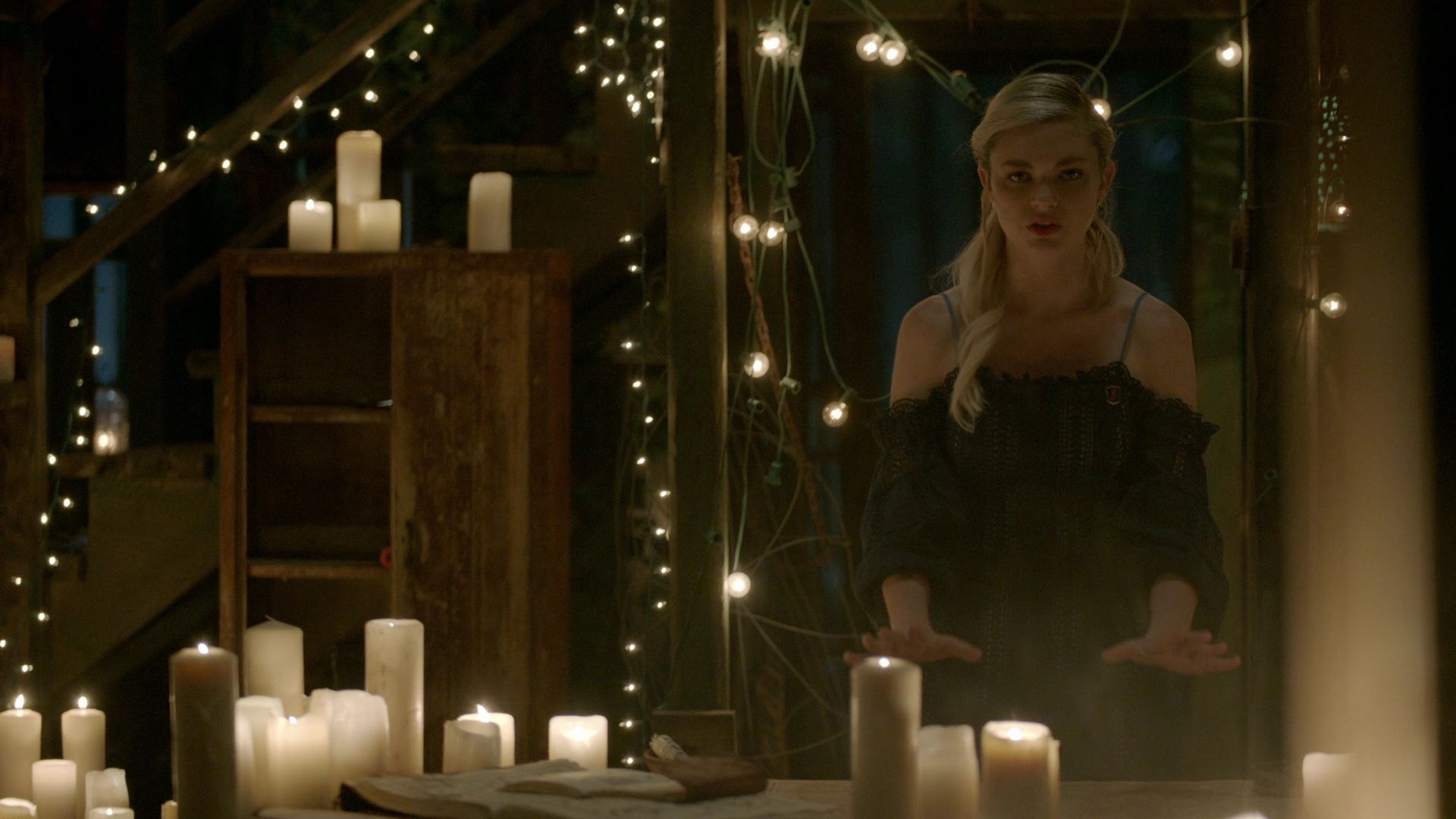 vampirediariesworld-dot-nl_Legacies2x02ThisYearWillBeDifferent01473.jpg