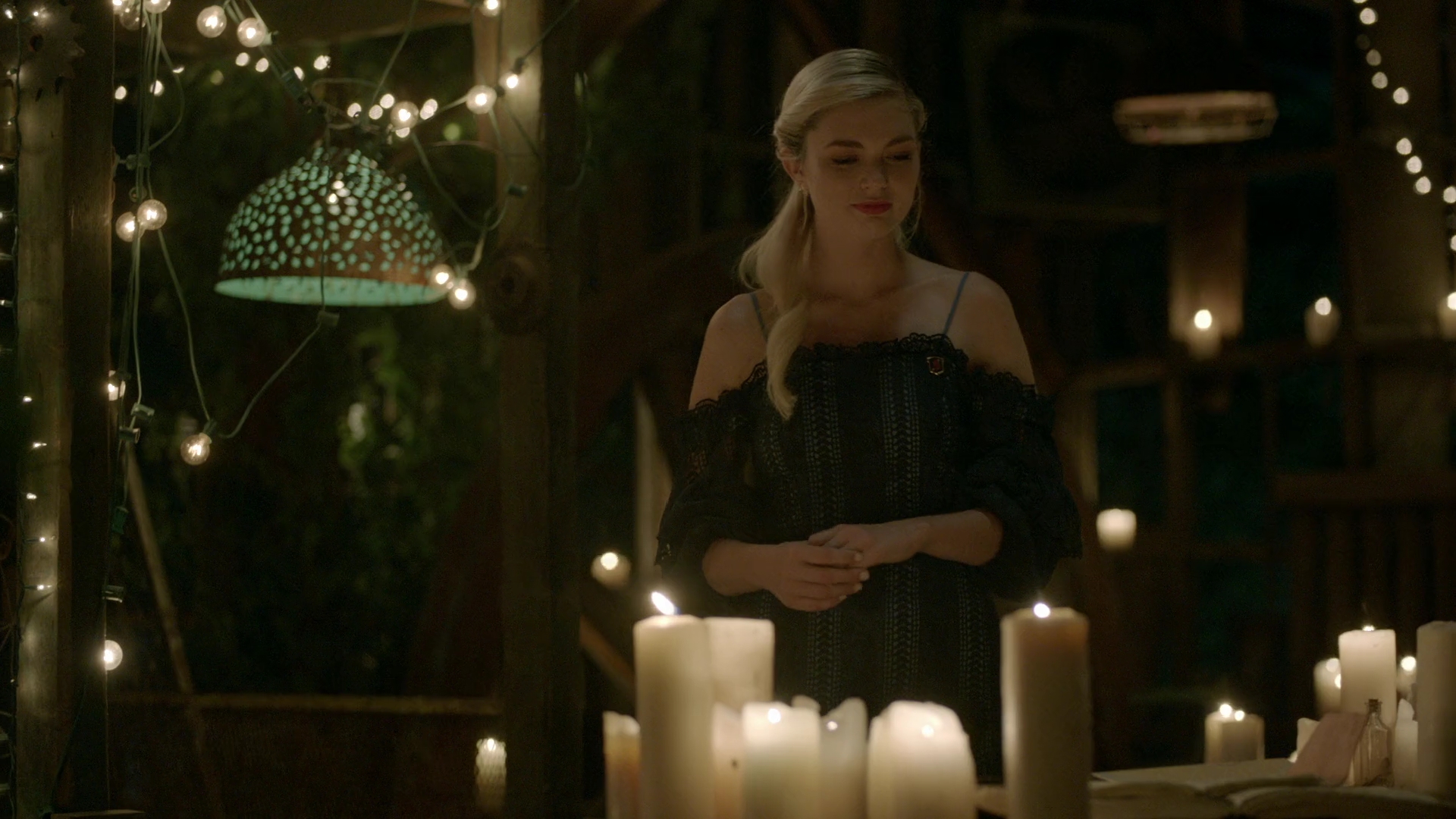 vampirediariesworld-dot-nl_Legacies2x02ThisYearWillBeDifferent01493.jpg vampirediariesworld-dot-nl_Legacies2x02ThisYearWillBeDifferent01493.jpg