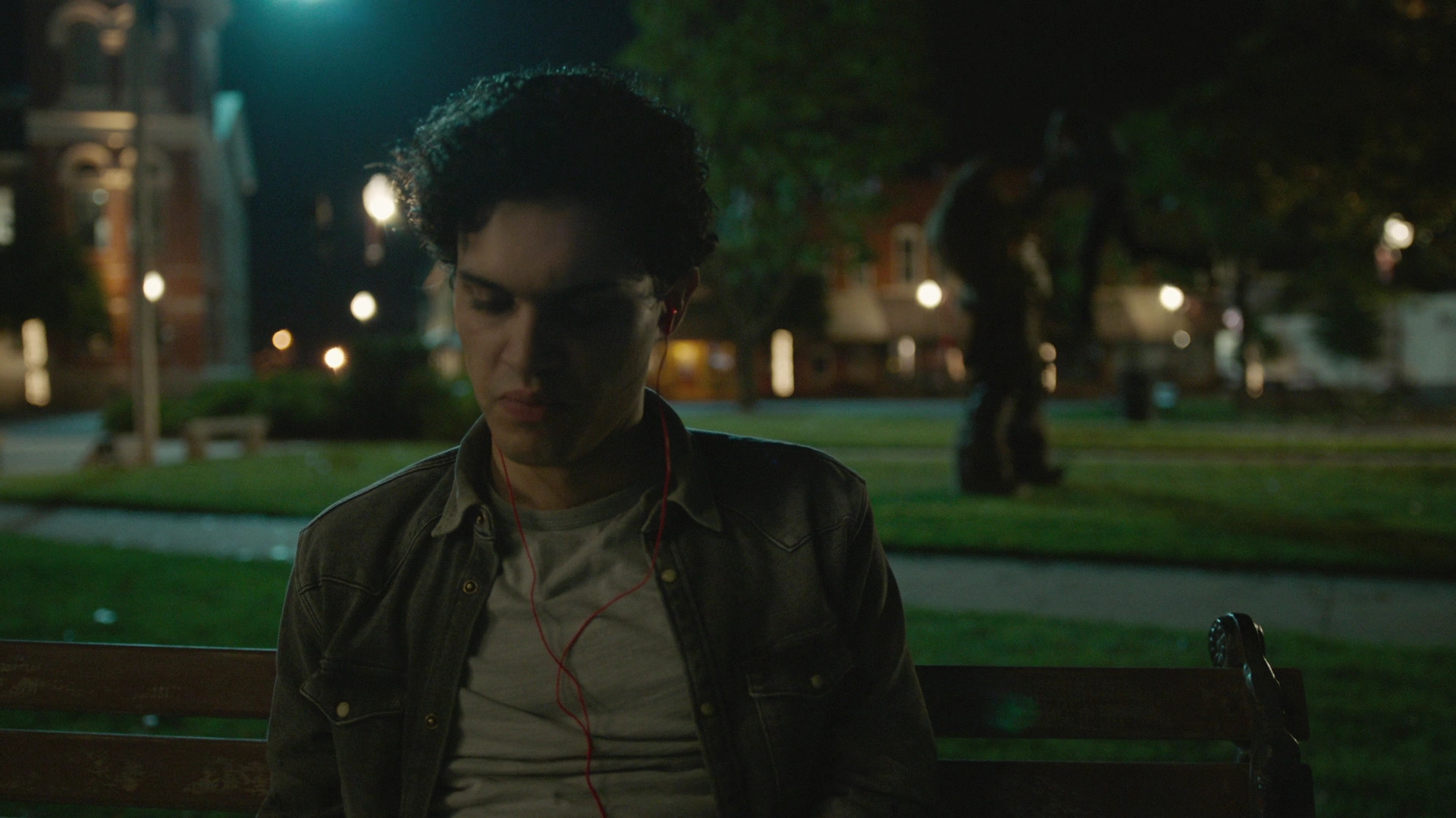 vampirediariesworld-dot-nl_Legacies2x02ThisYearWillBeDifferent01639.jpg