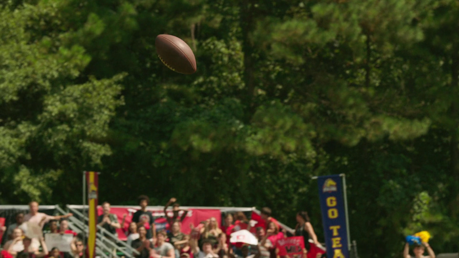 vampirediariesworld-dot-nl_Legacies2x03YouRemindMeofSomeoneIUsedtoKnow00941.jpg