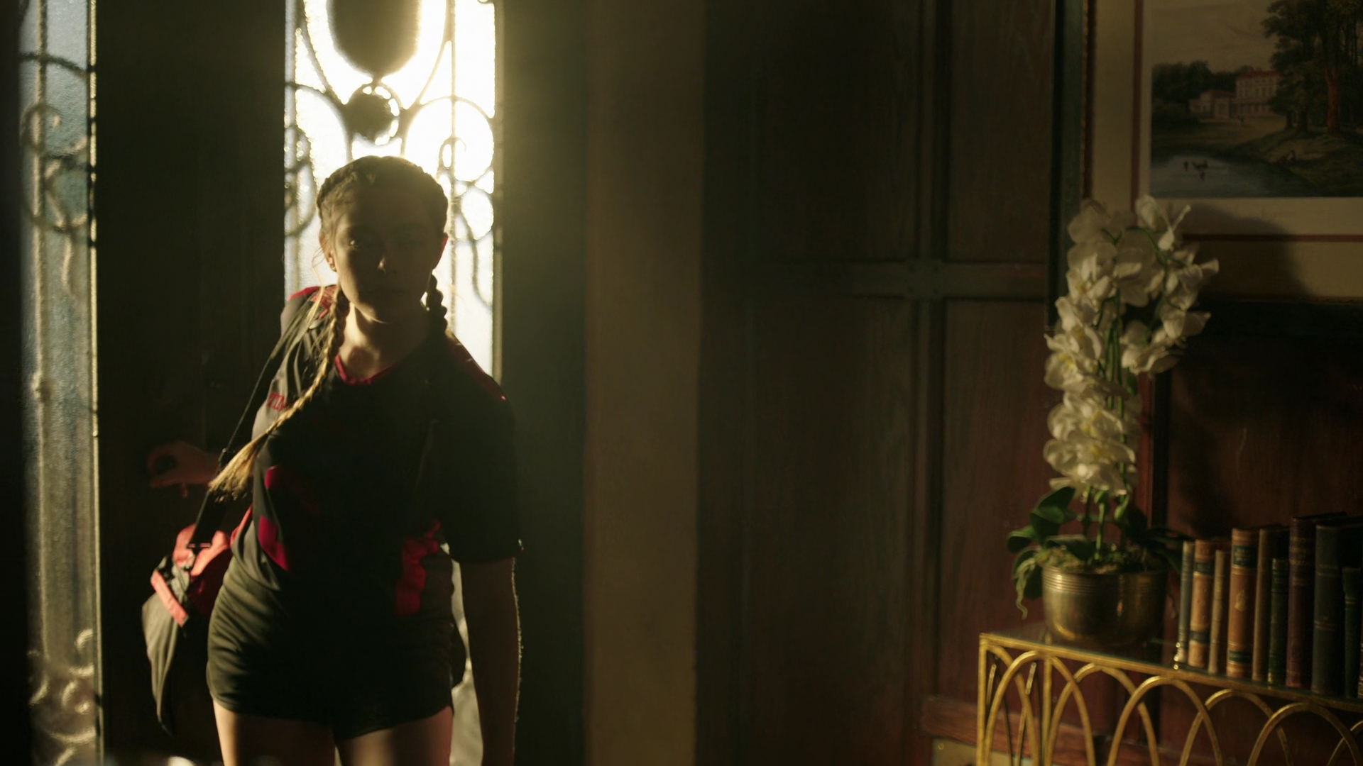 vampirediariesworld-dot-nl_Legacies2x03YouRemindMeofSomeoneIUsedtoKnow01030.jpg vampirediariesworld-dot-nl_Legacies2x03YouRemindMeofSomeoneIUsedtoKnow01030.jpg