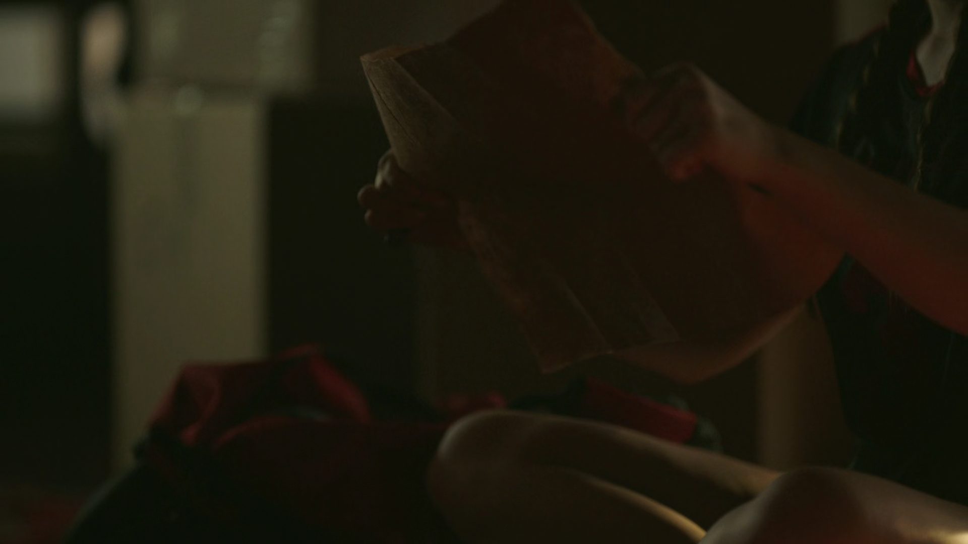 vampirediariesworld-dot-nl_Legacies2x03YouRemindMeofSomeoneIUsedtoKnow01097.jpg vampirediariesworld-dot-nl_Legacies2x03YouRemindMeofSomeoneIUsedtoKnow01097.jpg