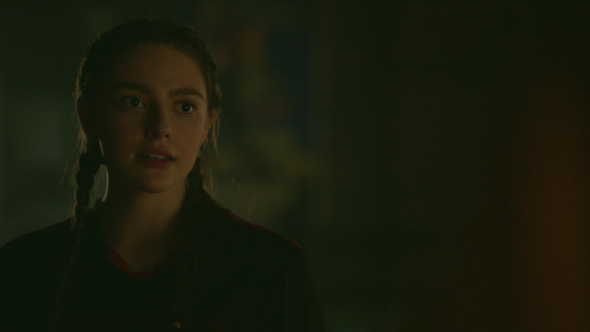 vampirediariesworld-dot-nl_Legacies2x03YouRemindMeofSomeoneIUsedtoKnow01124.jpg