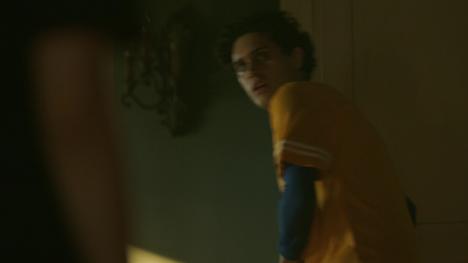 vampirediariesworld-dot-nl_Legacies2x03YouRemindMeofSomeoneIUsedtoKnow01153.jpg