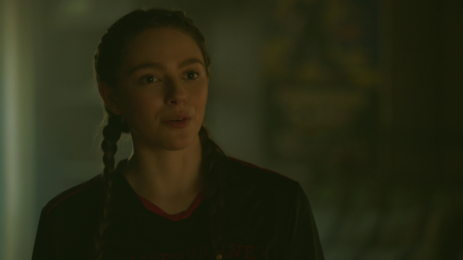 vampirediariesworld-dot-nl_Legacies2x03YouRemindMeofSomeoneIUsedtoKnow01157.jpg