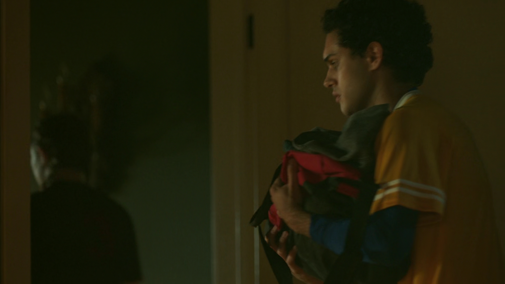 vampirediariesworld-dot-nl_Legacies2x03YouRemindMeofSomeoneIUsedtoKnow01177.jpg