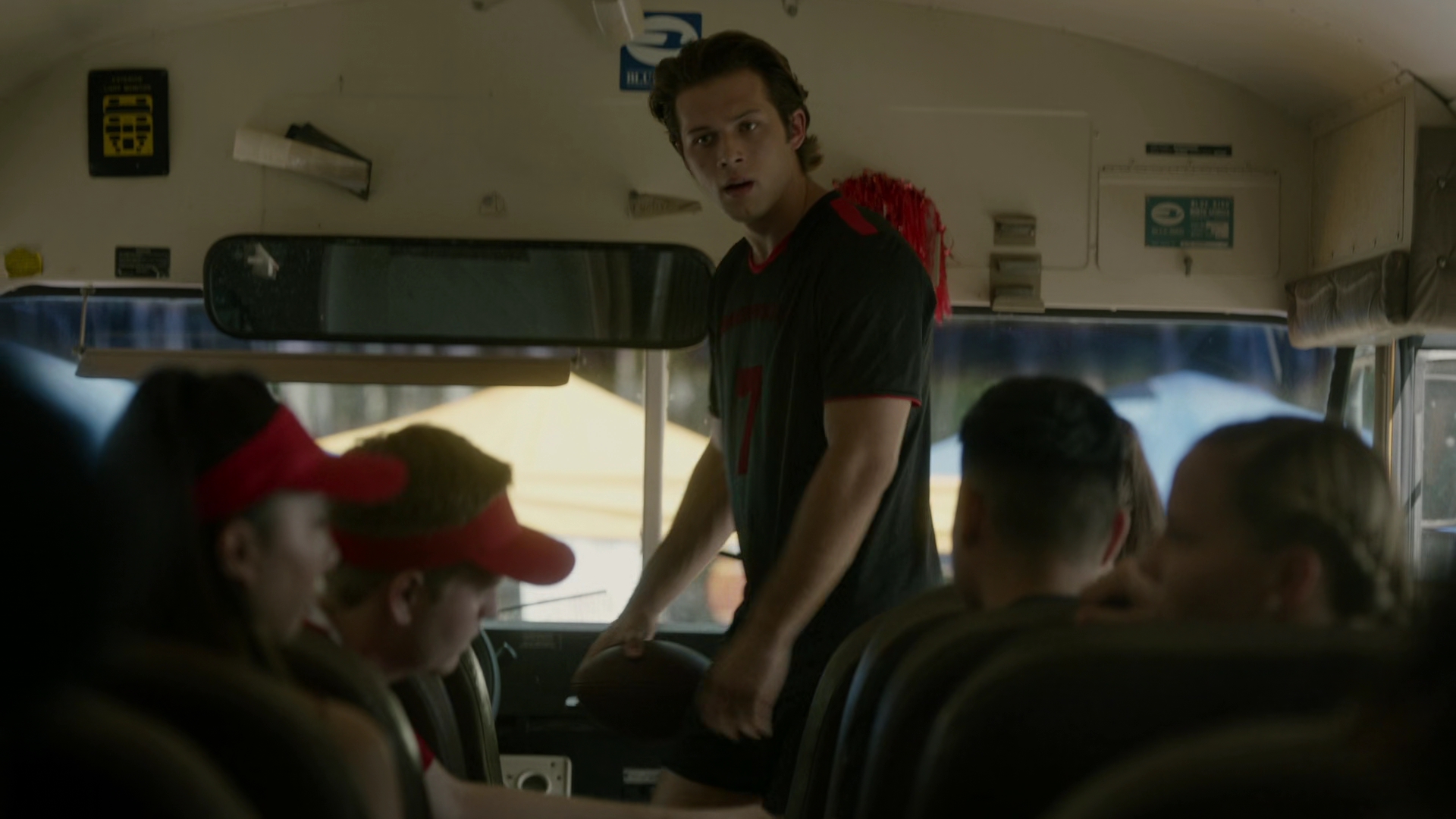 vampirediariesworld-dot-nl_Legacies2x03YouRemindMeofSomeoneIUsedtoKnow01483.jpg vampirediariesworld-dot-nl_Legacies2x03YouRemindMeofSomeoneIUsedtoKnow01483.jpg