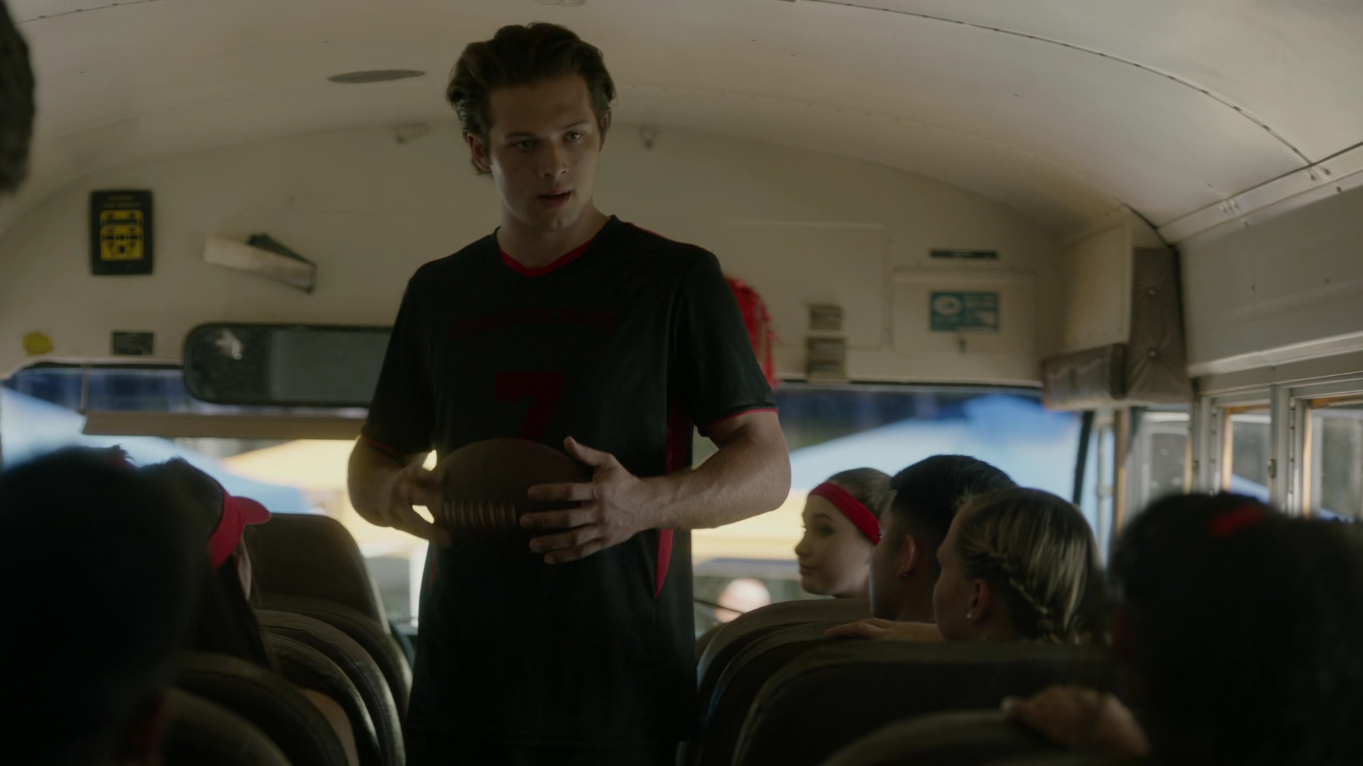 vampirediariesworld-dot-nl_Legacies2x03YouRemindMeofSomeoneIUsedtoKnow01487.jpg vampirediariesworld-dot-nl_Legacies2x03YouRemindMeofSomeoneIUsedtoKnow01487.jpg