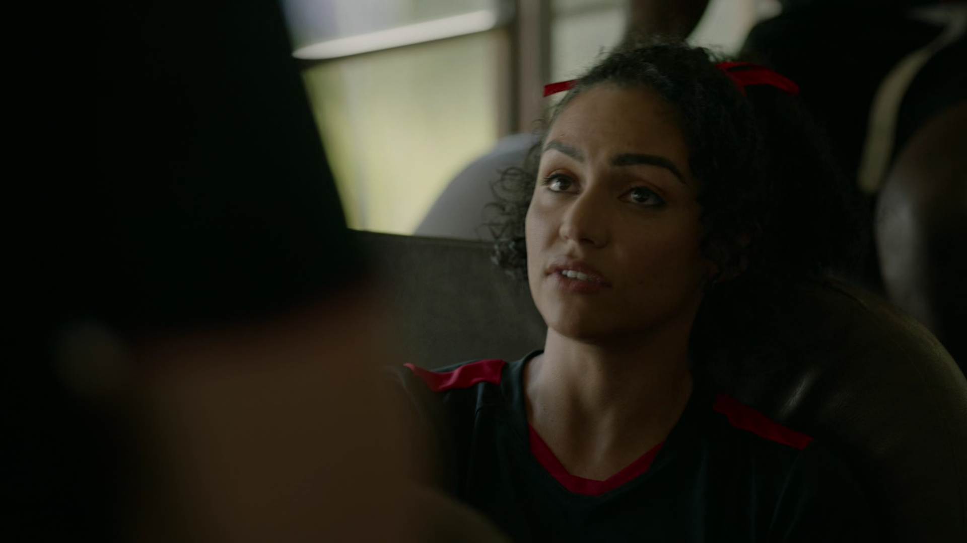 vampirediariesworld-dot-nl_Legacies2x03YouRemindMeofSomeoneIUsedtoKnow01490.jpg vampirediariesworld-dot-nl_Legacies2x03YouRemindMeofSomeoneIUsedtoKnow01490.jpg