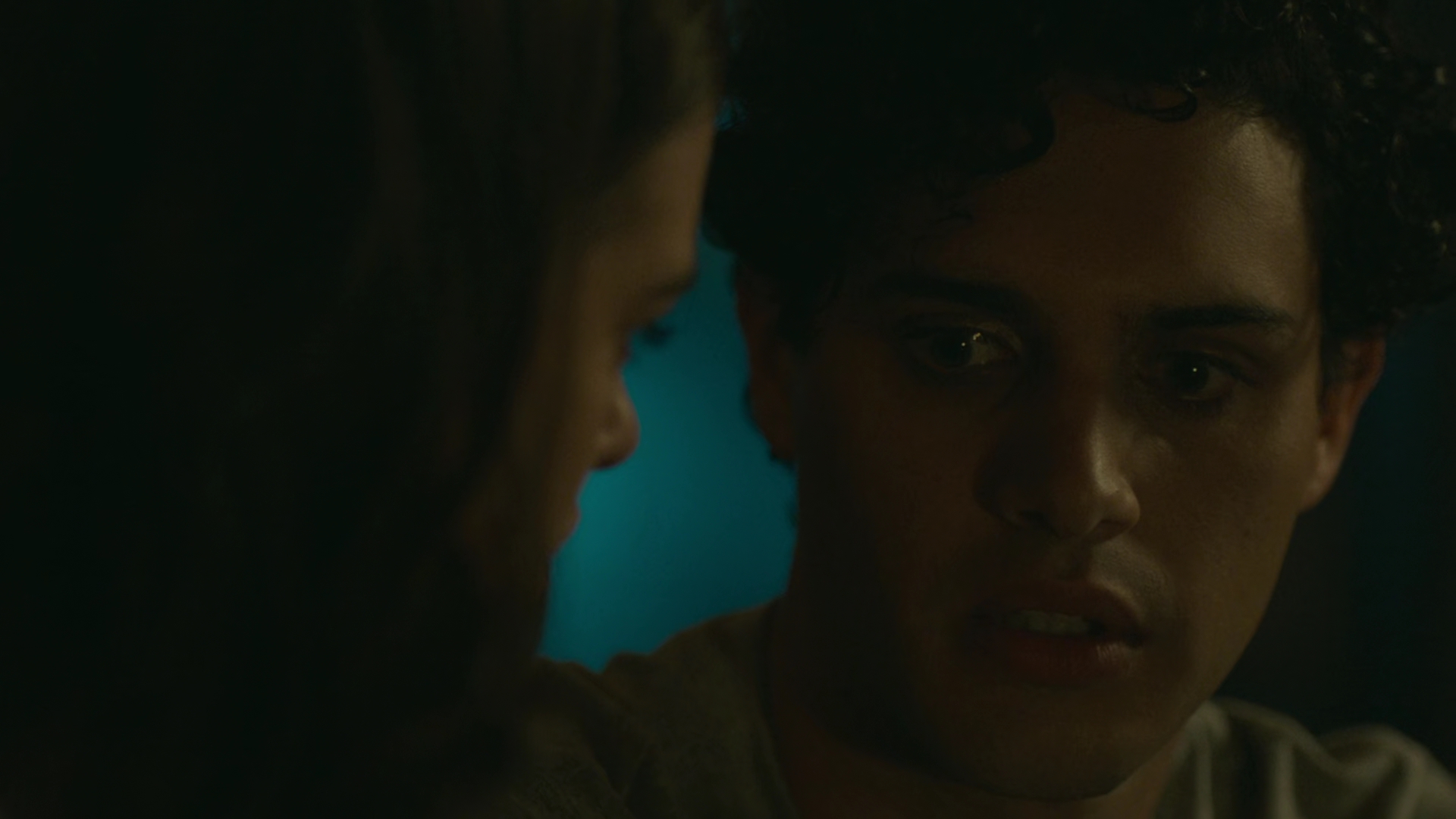 vampirediariesworld-dot-nl_Legacies2x03YouRemindMeofSomeoneIUsedtoKnow02305.jpg