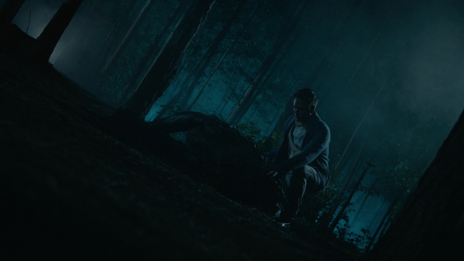 vampirediariesworld-dot-nl_Legacies2x03YouRemindMeofSomeoneIUsedtoKnow02360.jpg
