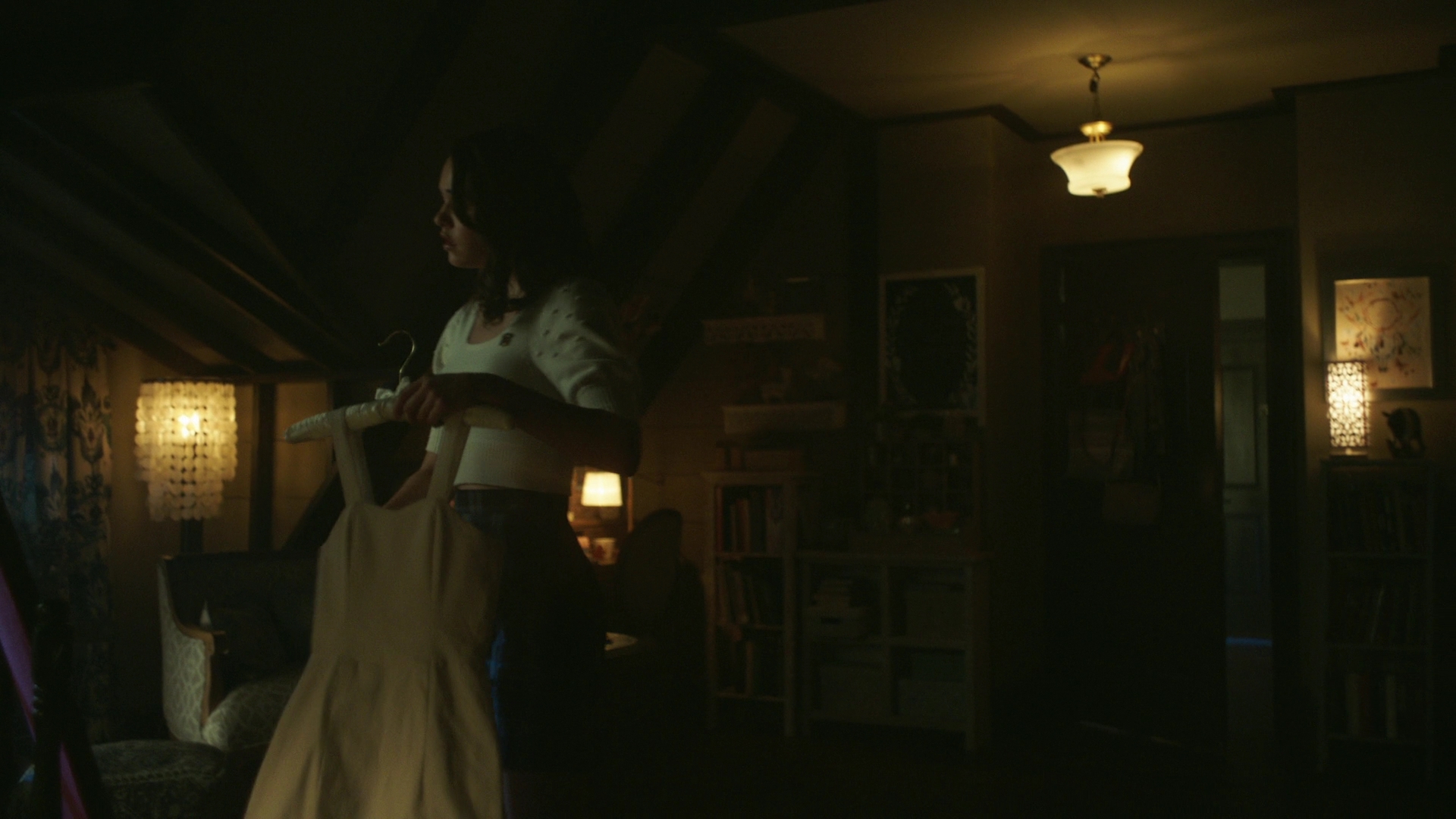 vampirediariesworld-dot-nl_Legacies2x05ScrewEndgame01080.jpg