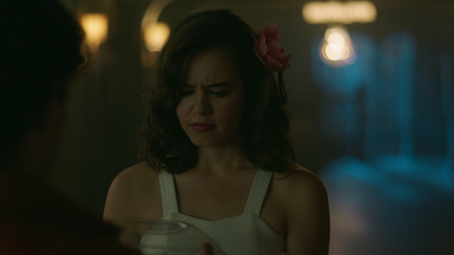 vampirediariesworld-dot-nl_Legacies2x05ScrewEndgame01274.jpg