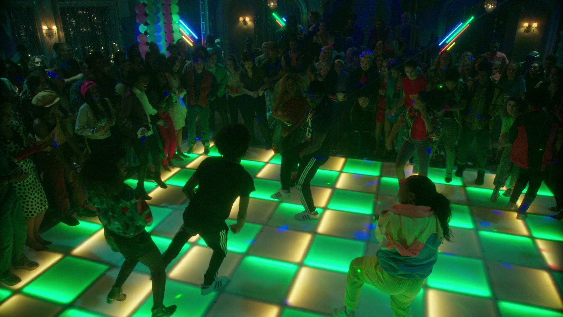 vampirediariesworld-dot-nl_Legacies2x05ScrewEndgame01441.jpg